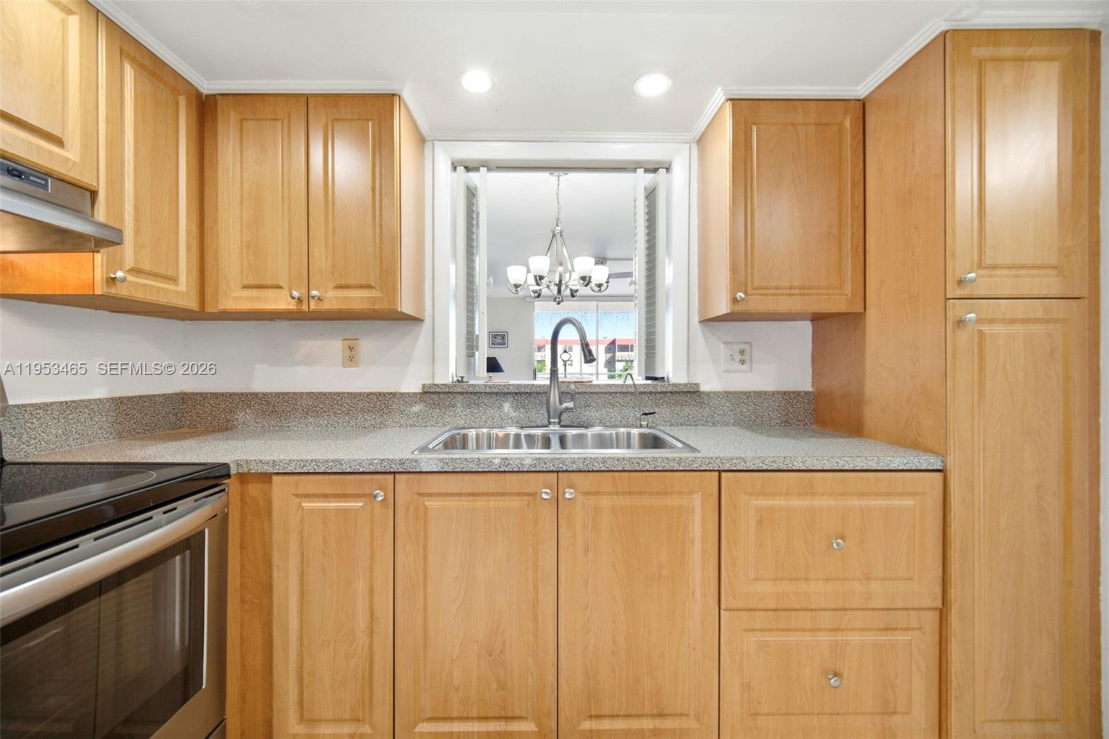 POLYNESIAN GARDENS 4 COND - Residential