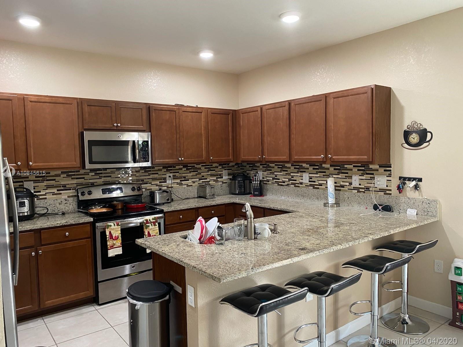 COCO PALM ESTATES - Residential