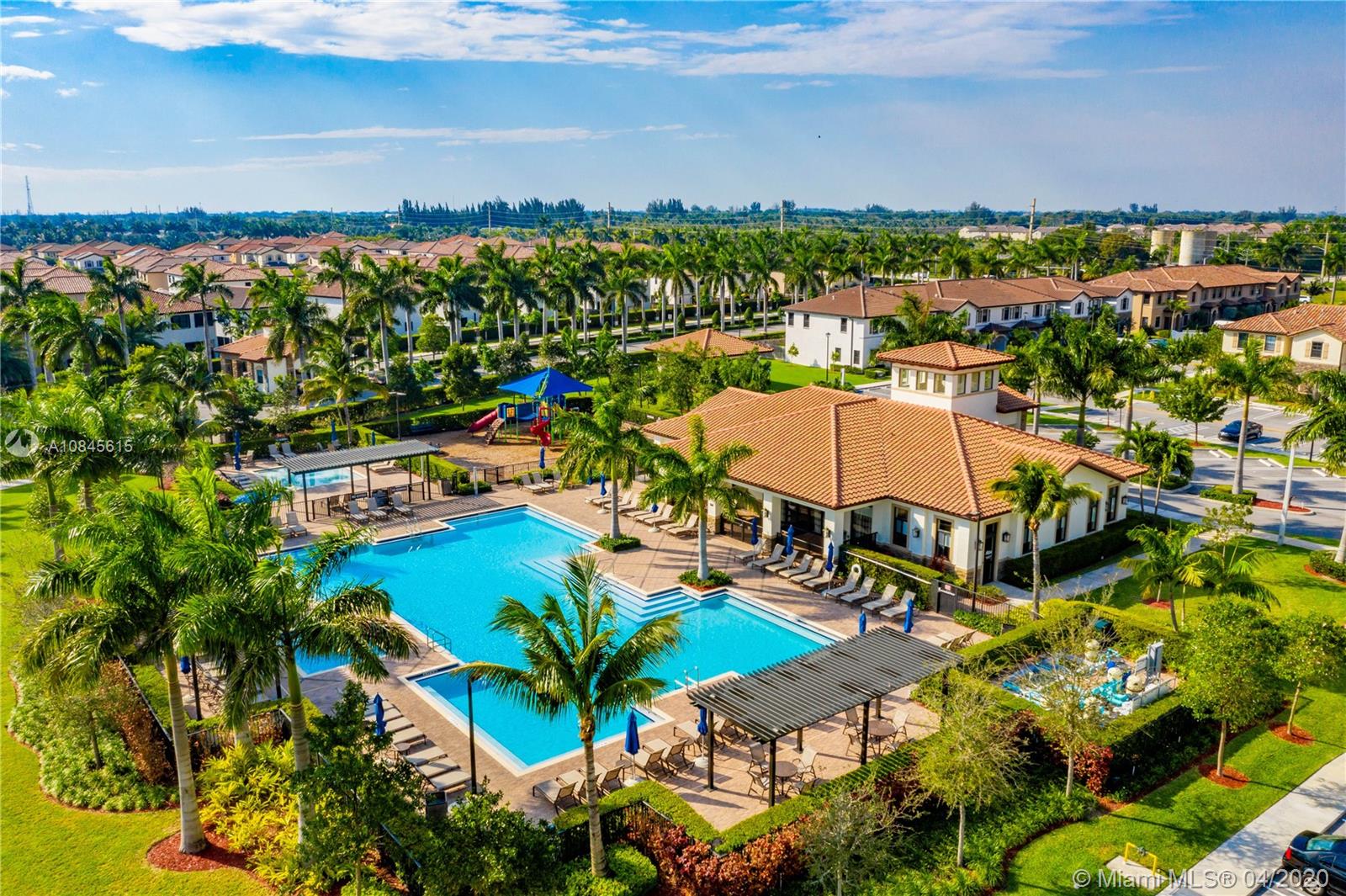 COCO PALM ESTATES - Residential