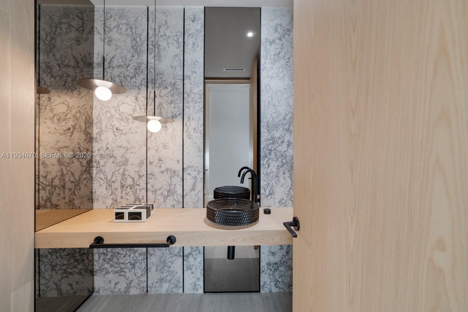 RIVIERA - Residential