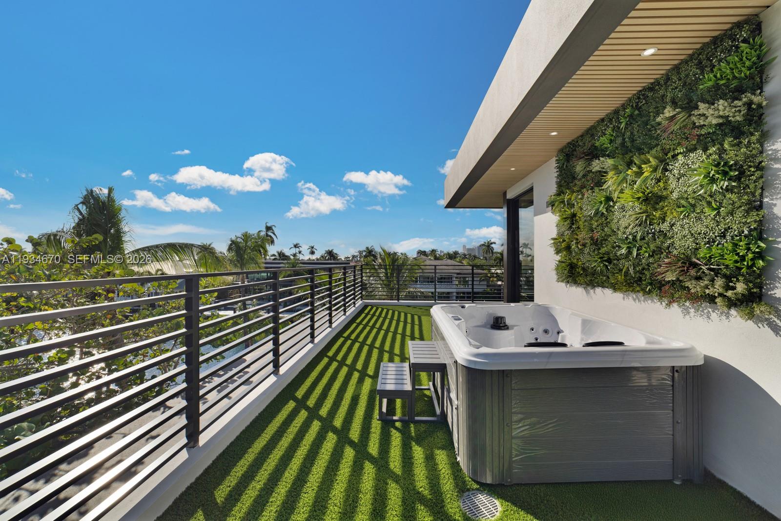 RIVIERA - Residential