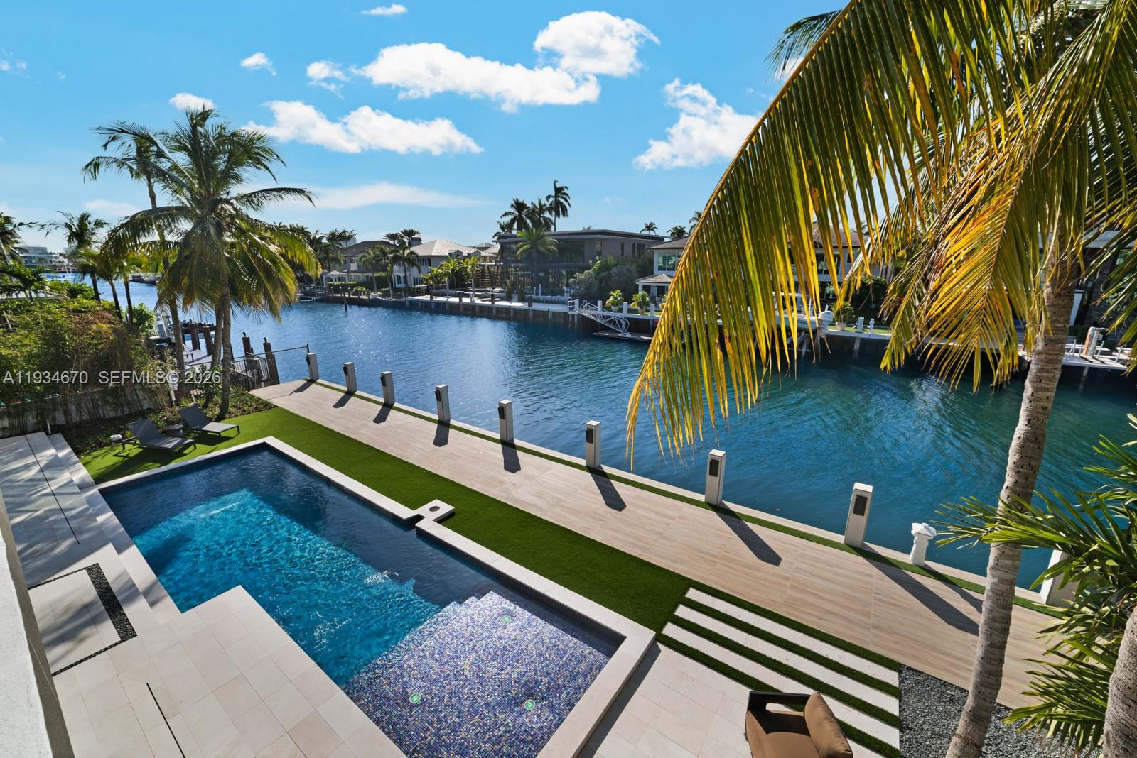 RIVIERA - Residential