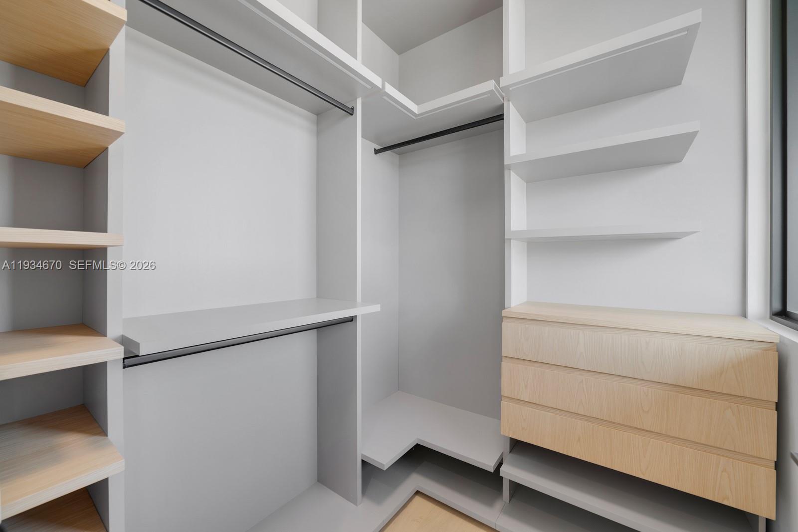 RIVIERA - Residential