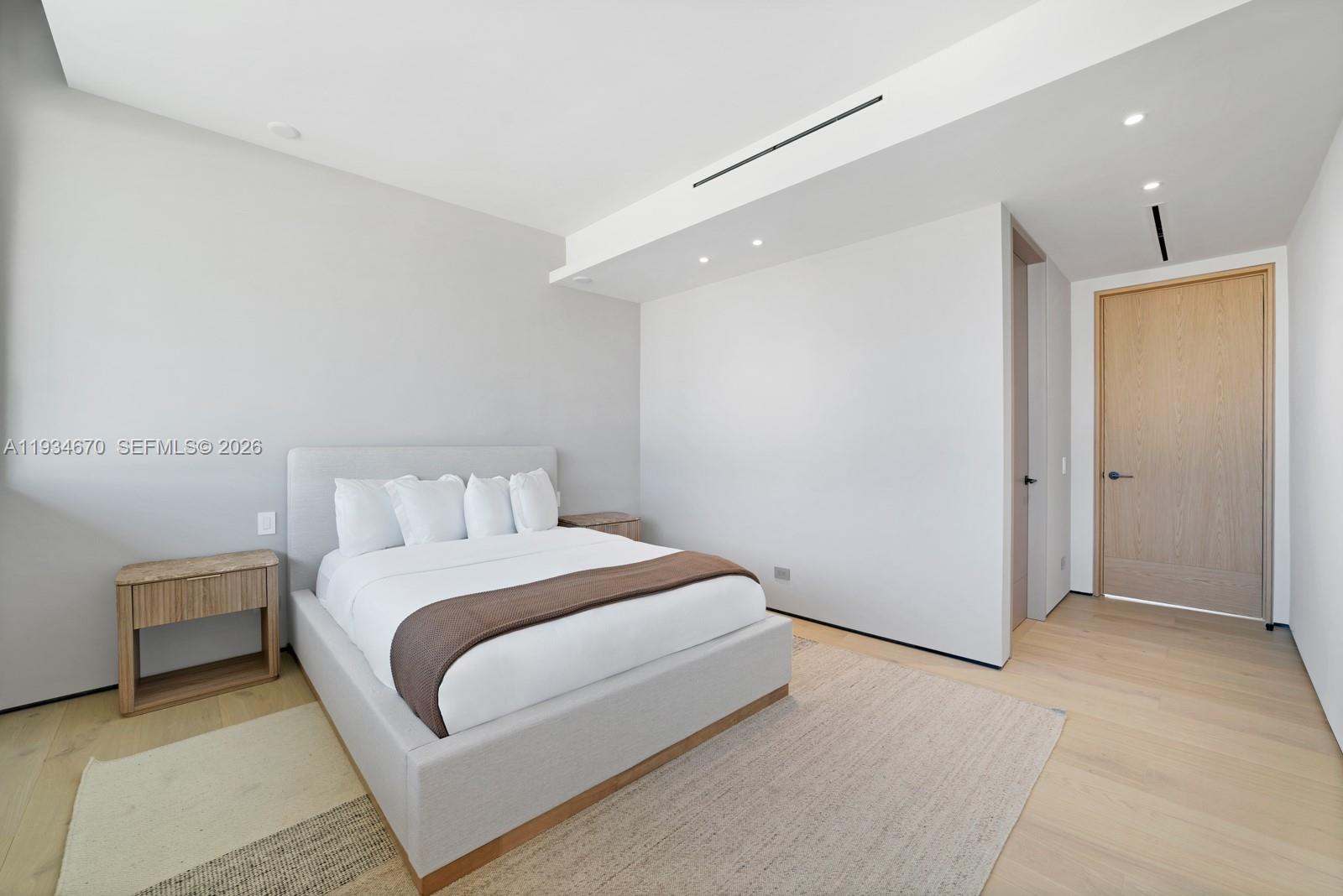 RIVIERA - Residential