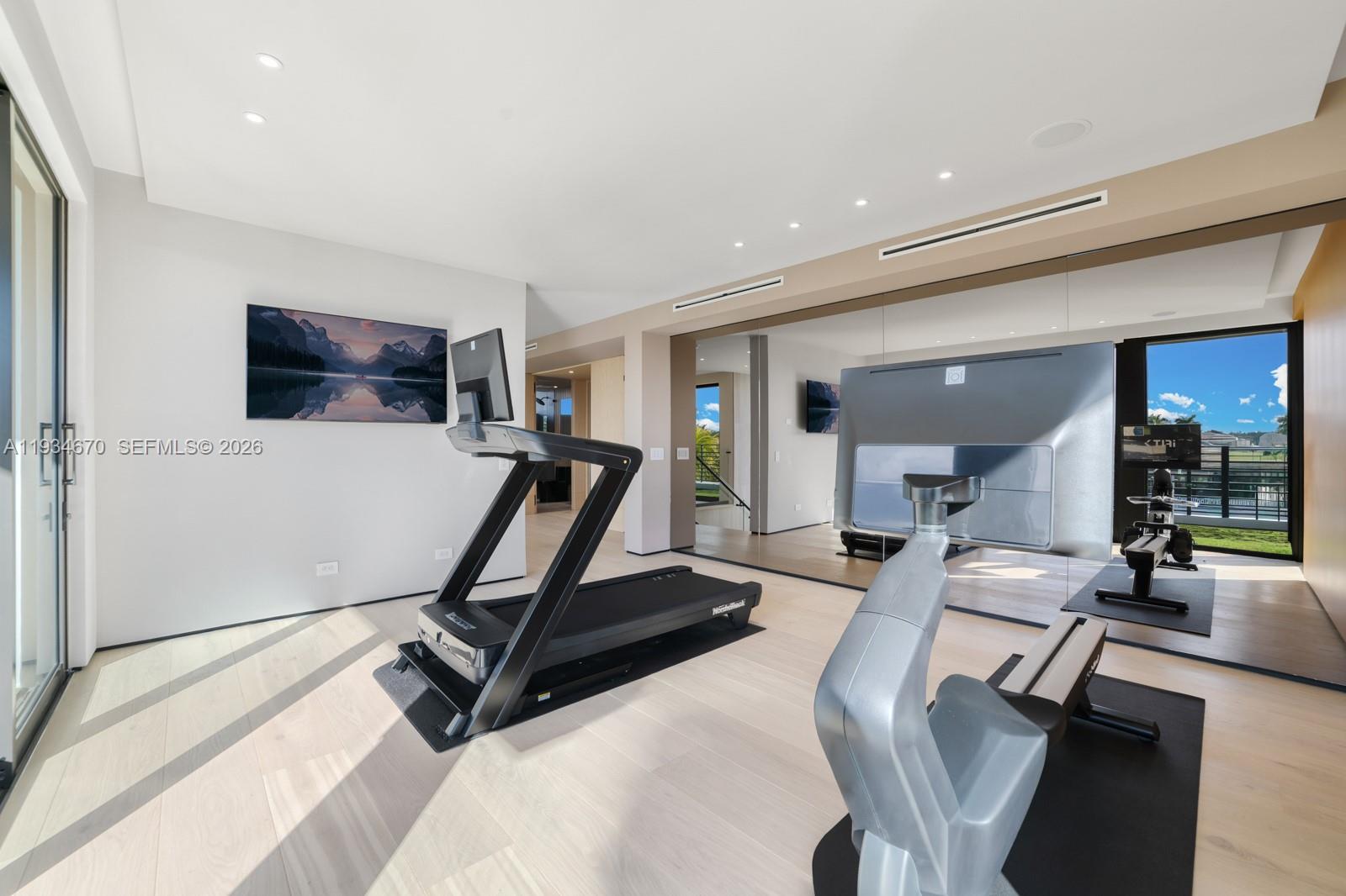 RIVIERA - Residential