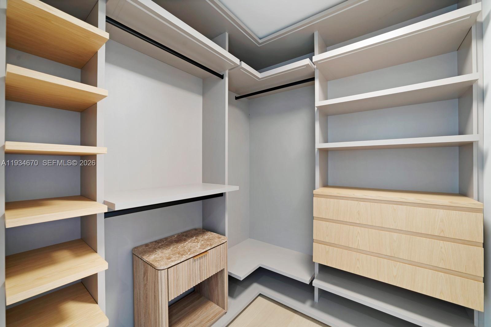 RIVIERA - Residential