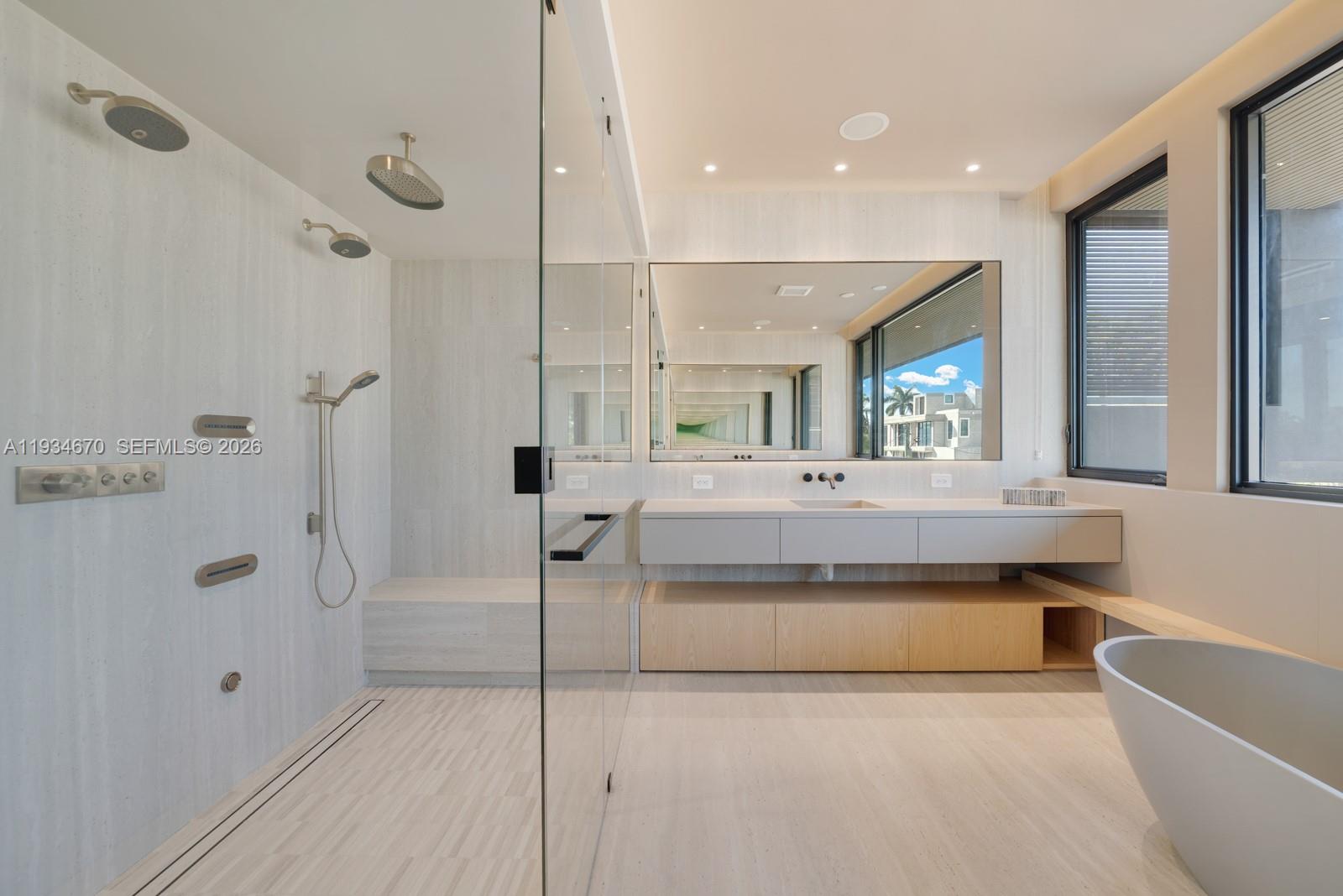 RIVIERA - Residential