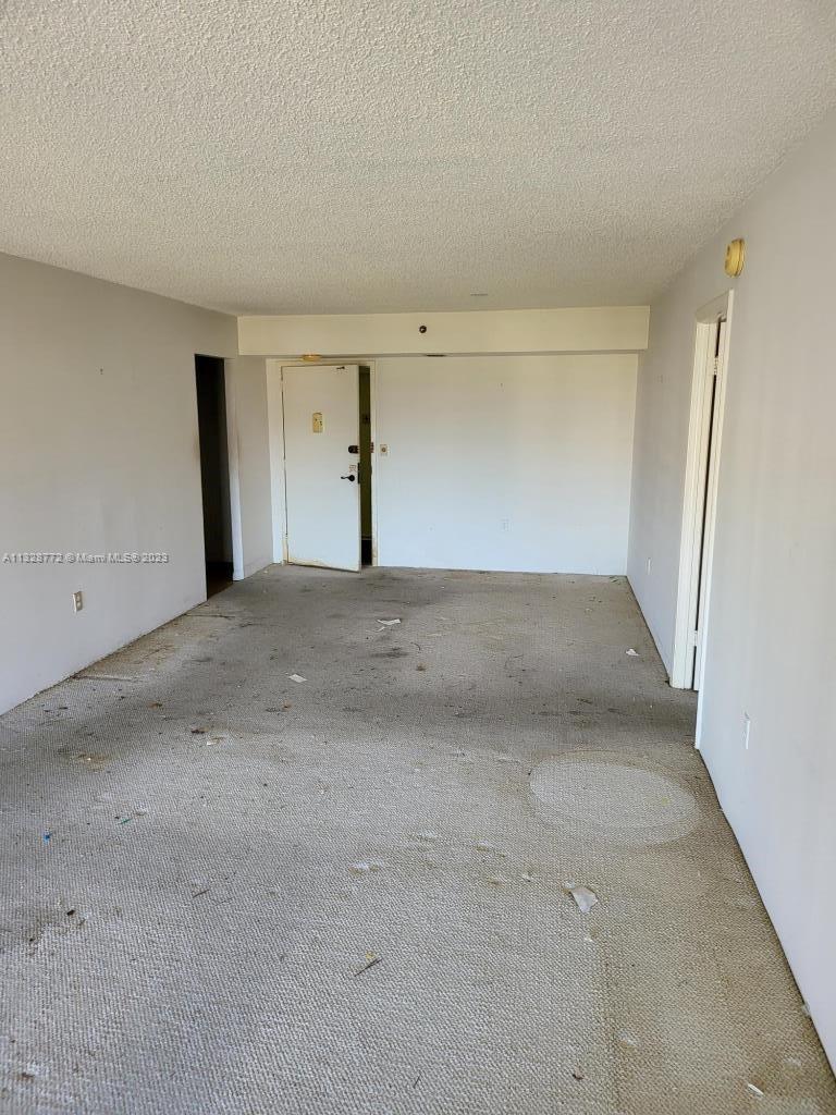 Photo 10 of 14 of 1100 Saint Charles Pl 708 condo