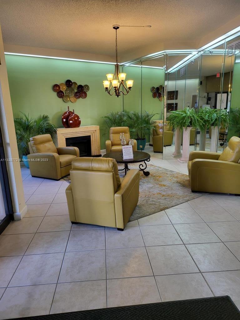 Photo 2 of 14 of 1100 Saint Charles Pl 708 condo