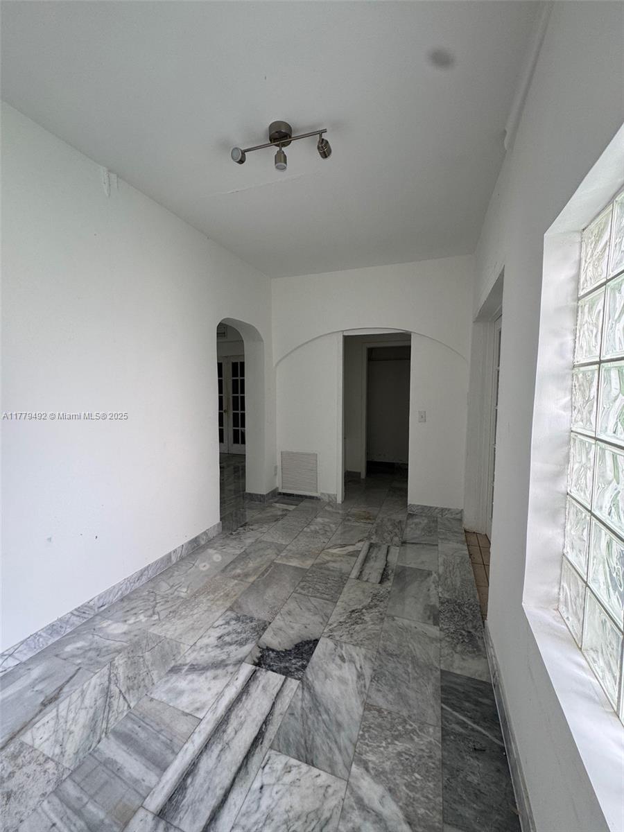 SHENANDOAH - Residential Income