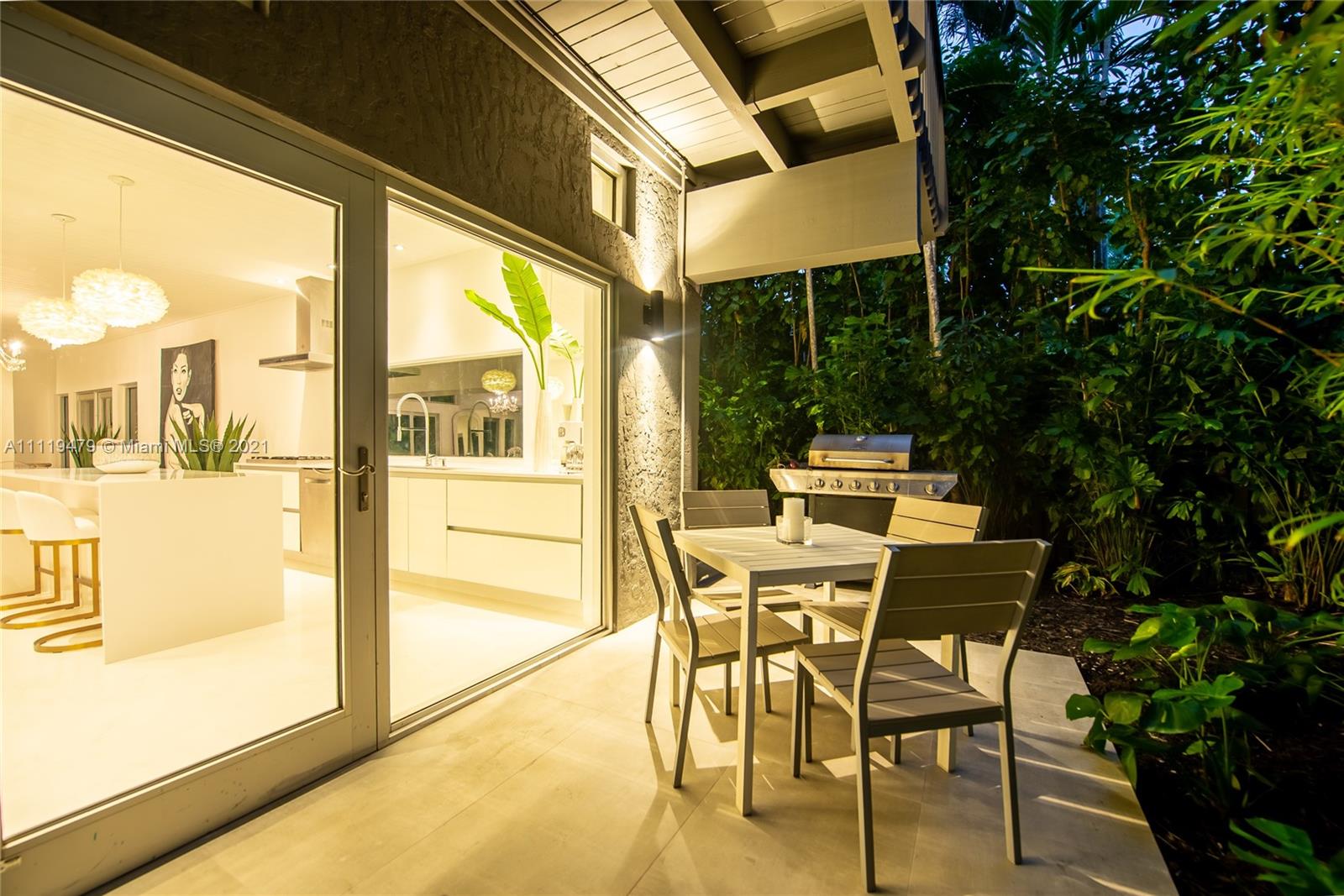 FOUR-WAY LODGE ESTATES - Residential