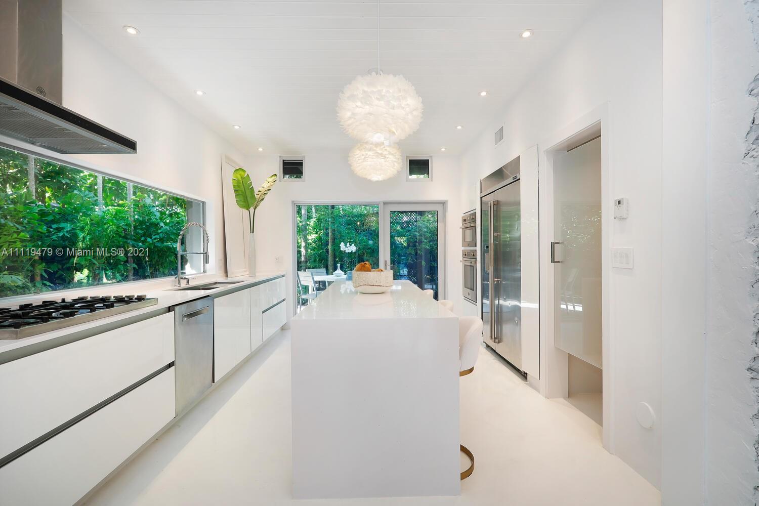 FOUR-WAY LODGE ESTATES - Residential