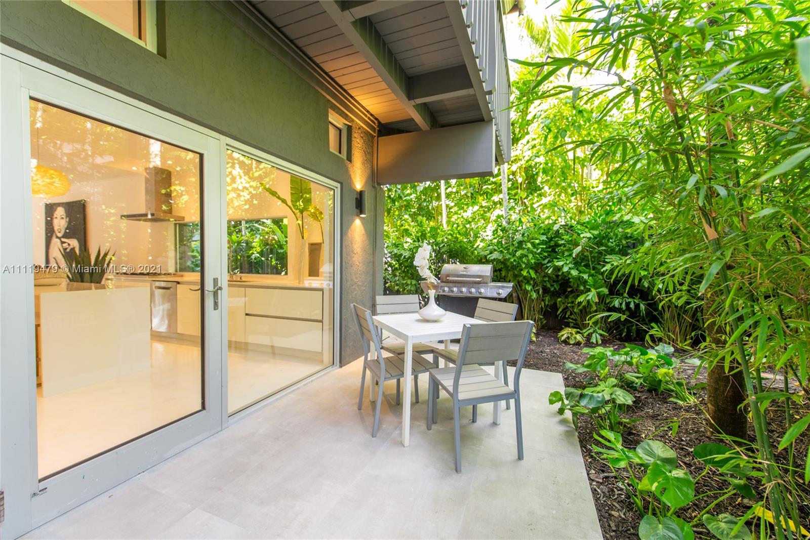 FOUR-WAY LODGE ESTATES - Residential