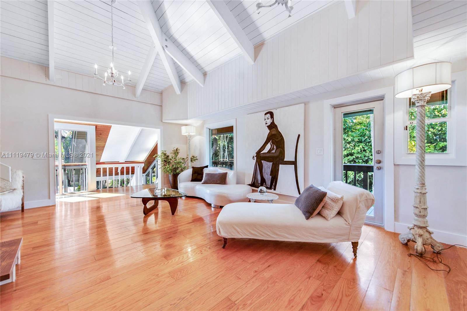 FOUR-WAY LODGE ESTATES - Residential