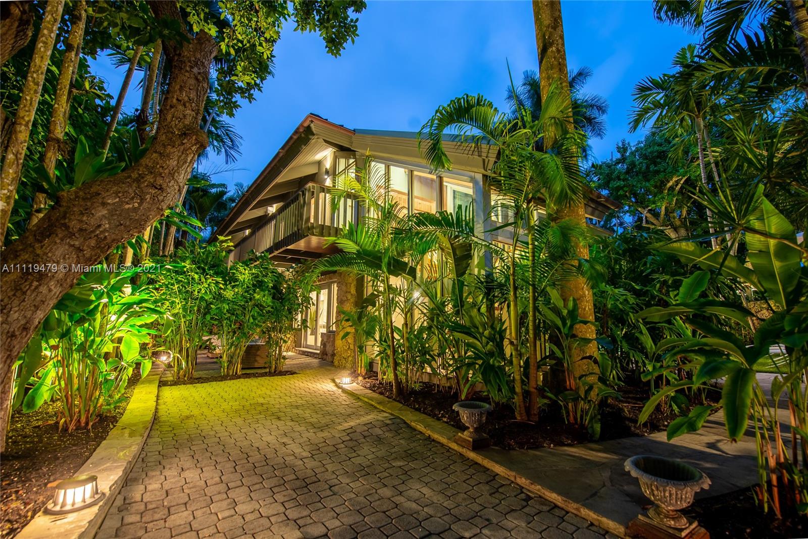 FOUR-WAY LODGE ESTATES - Residential