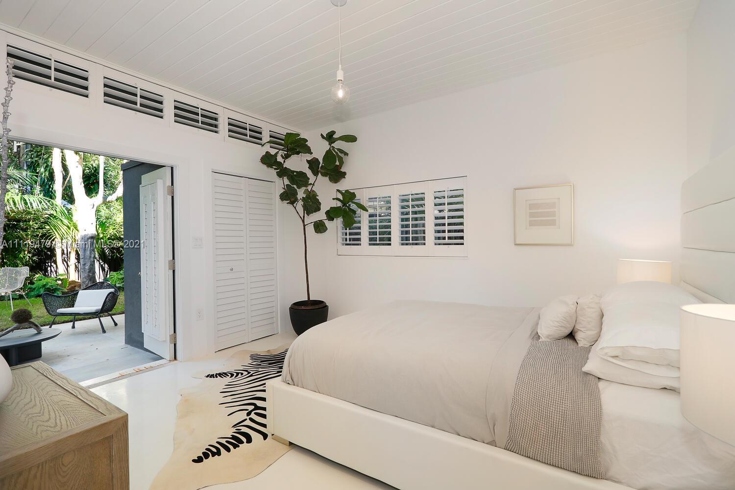 FOUR-WAY LODGE ESTATES - Residential