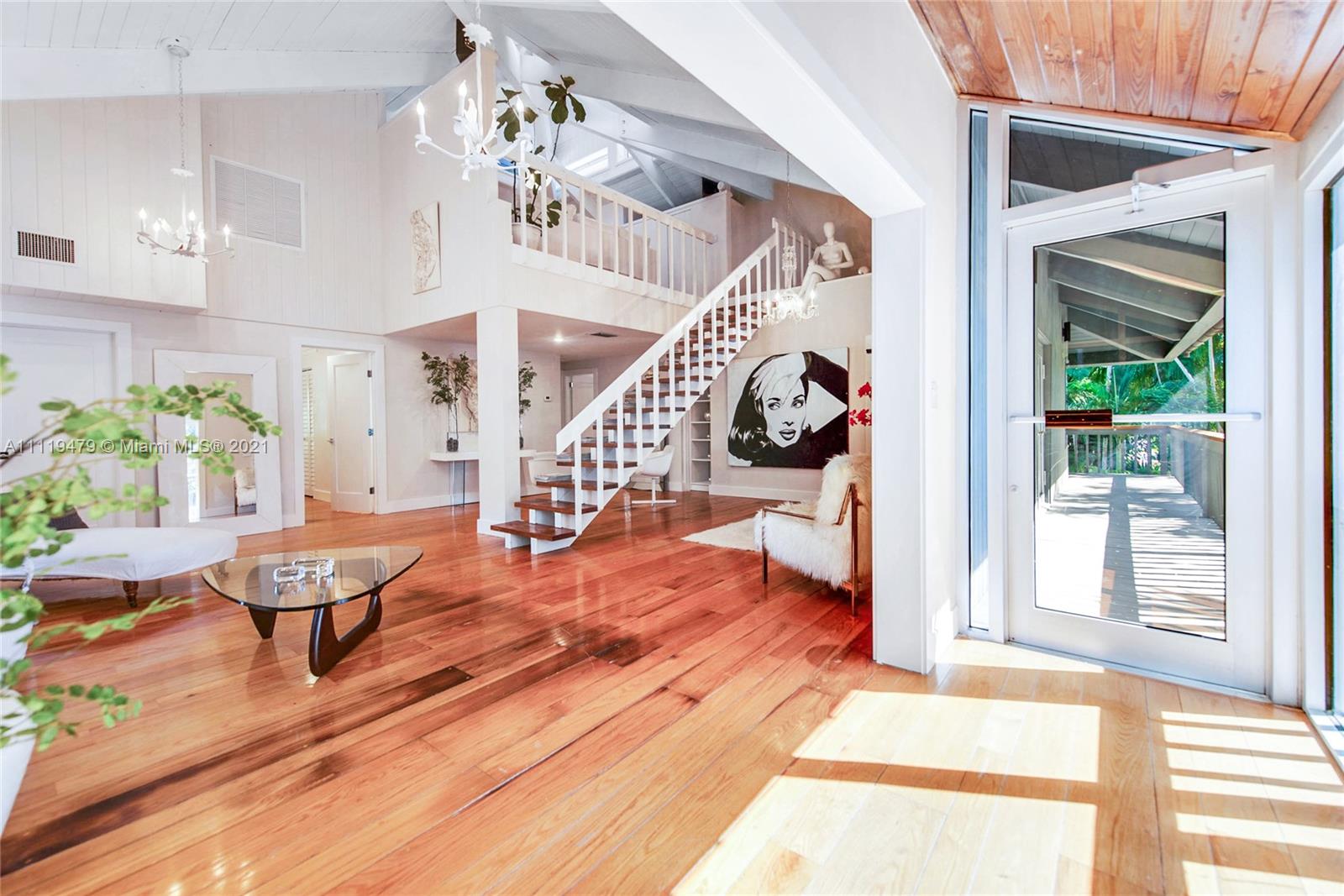 FOUR-WAY LODGE ESTATES - Residential