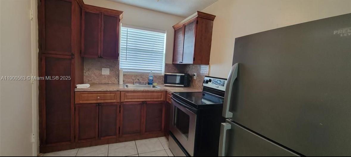 1711 NW 46th Ave 125