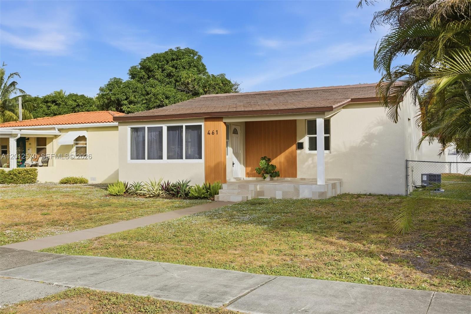 461 Plover Ave 0