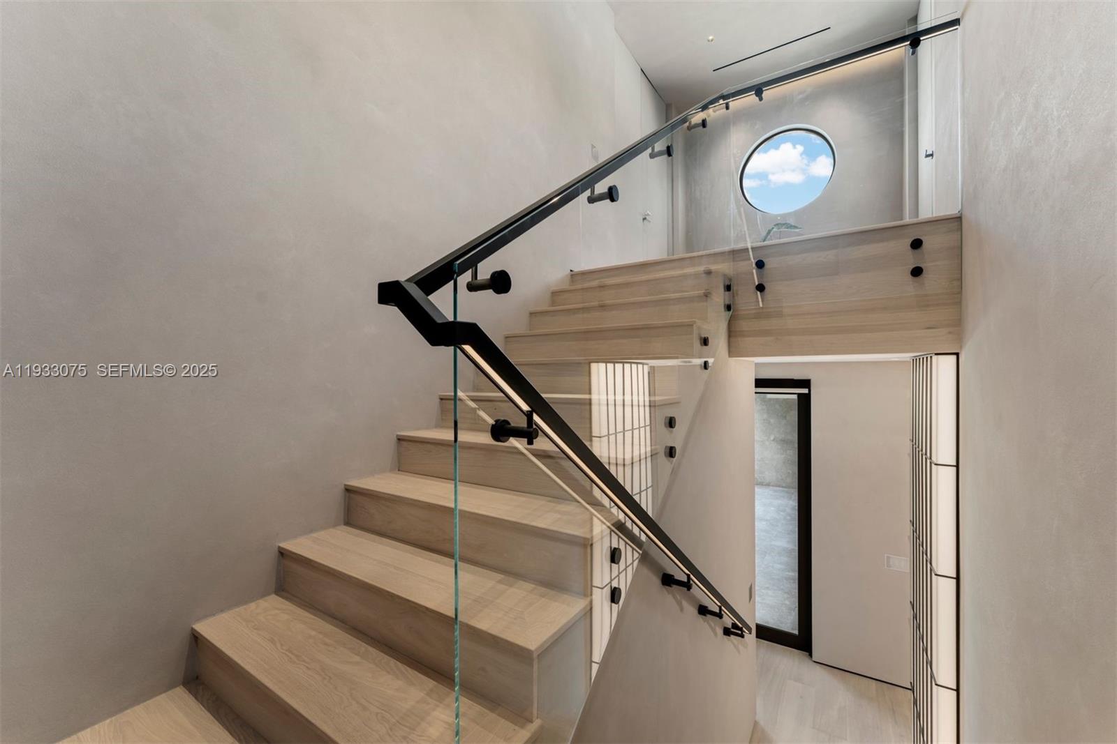 BAY POINT - Residential