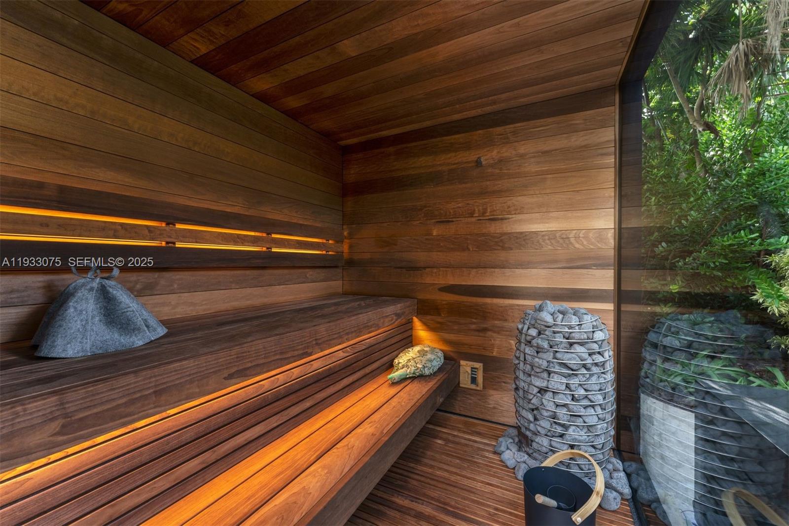 BAY POINT - Residential