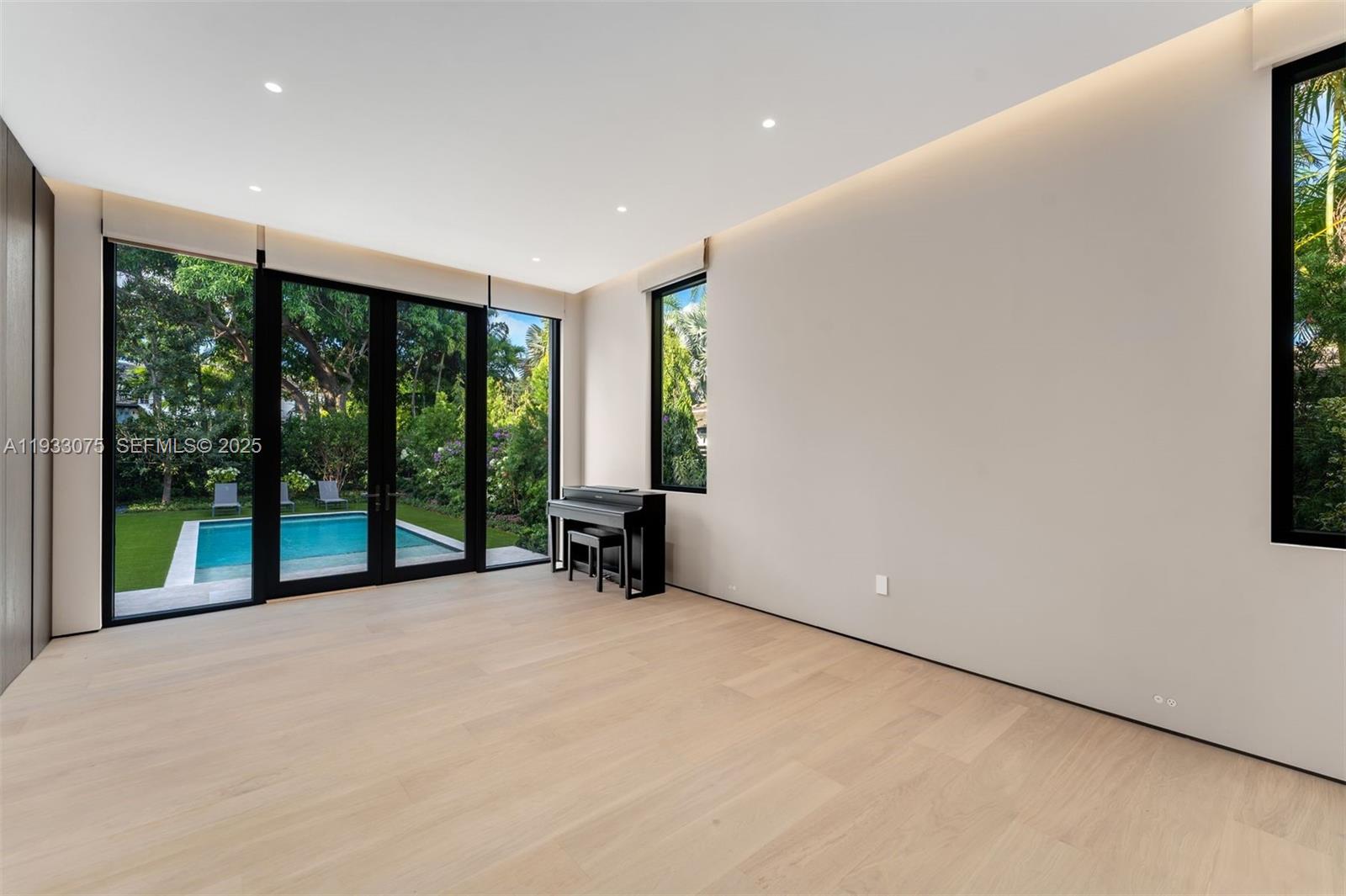 BAY POINT - Residential