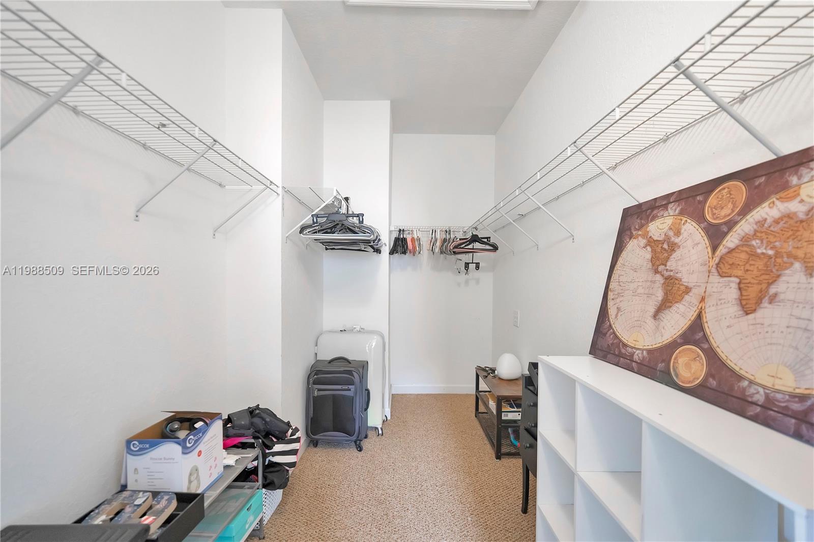 SILVER PALM EAST SEC THRE - Residential