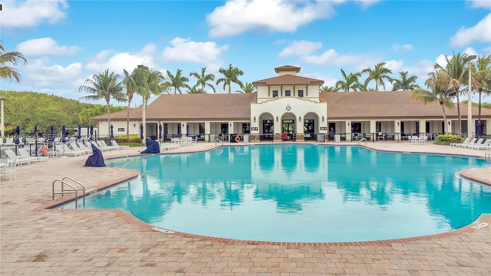 SILVER PALM EAST SEC THRE - Residential