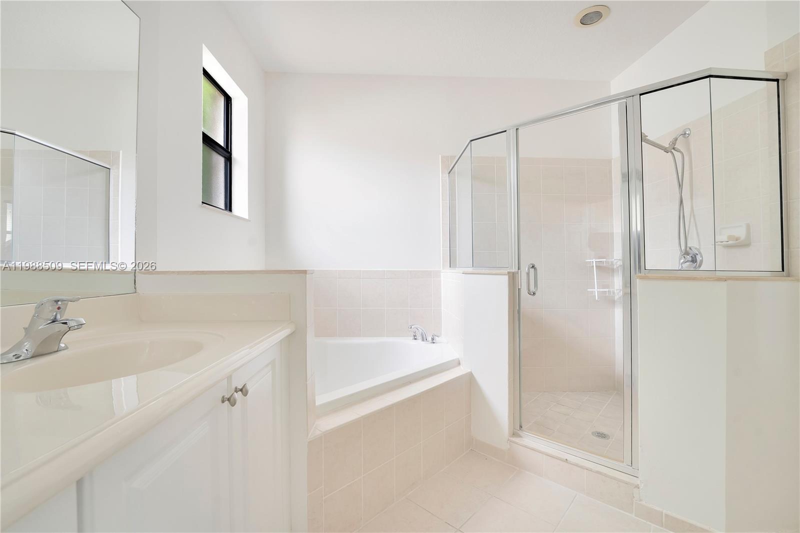 SILVER PALM EAST SEC THRE - Residential