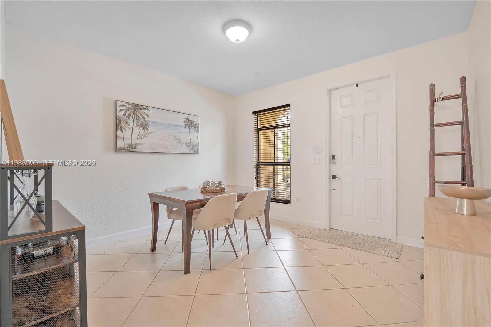 SILVER PALM EAST SEC THRE - Residential