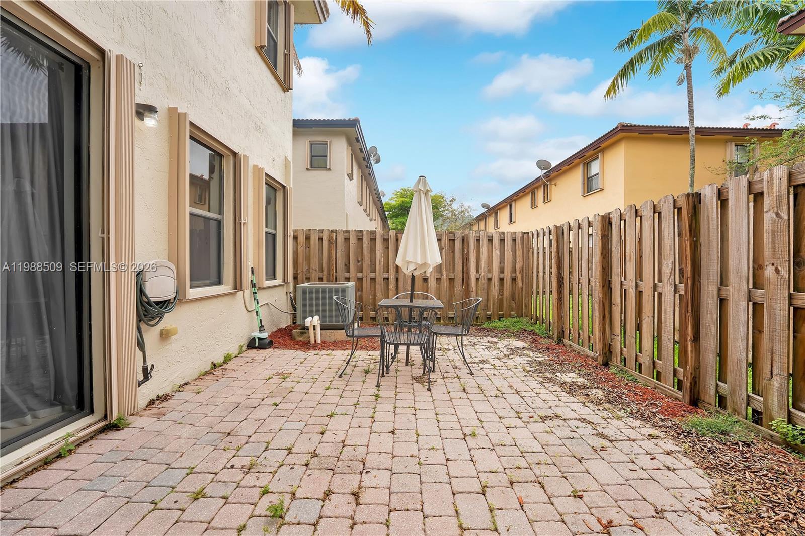 SILVER PALM EAST SEC THRE - Residential