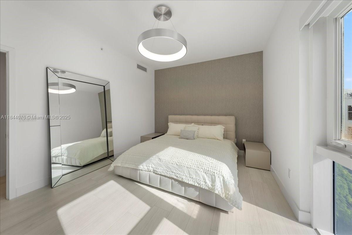 ONE BAY CONDO - Residential