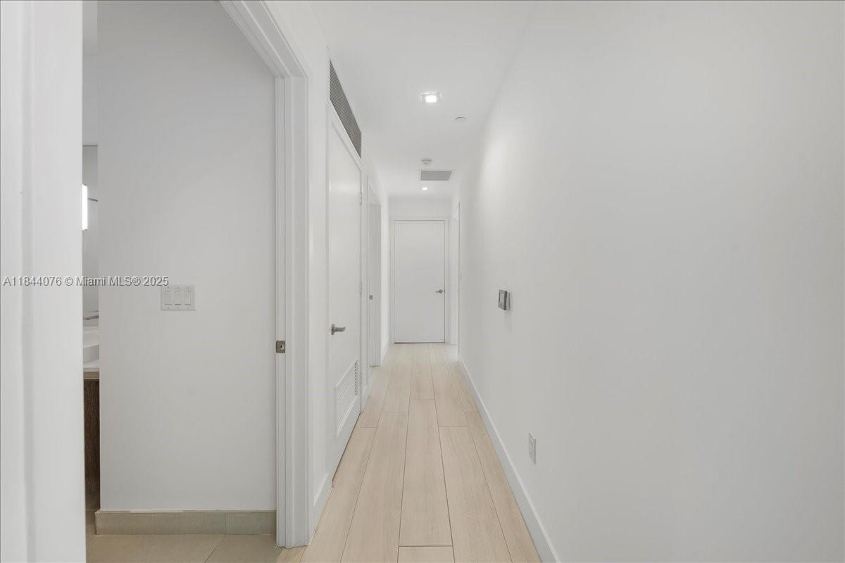 ONE BAY CONDO - Residential