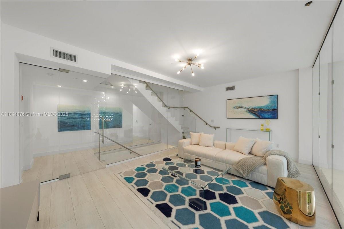 ONE BAY CONDO - Residential