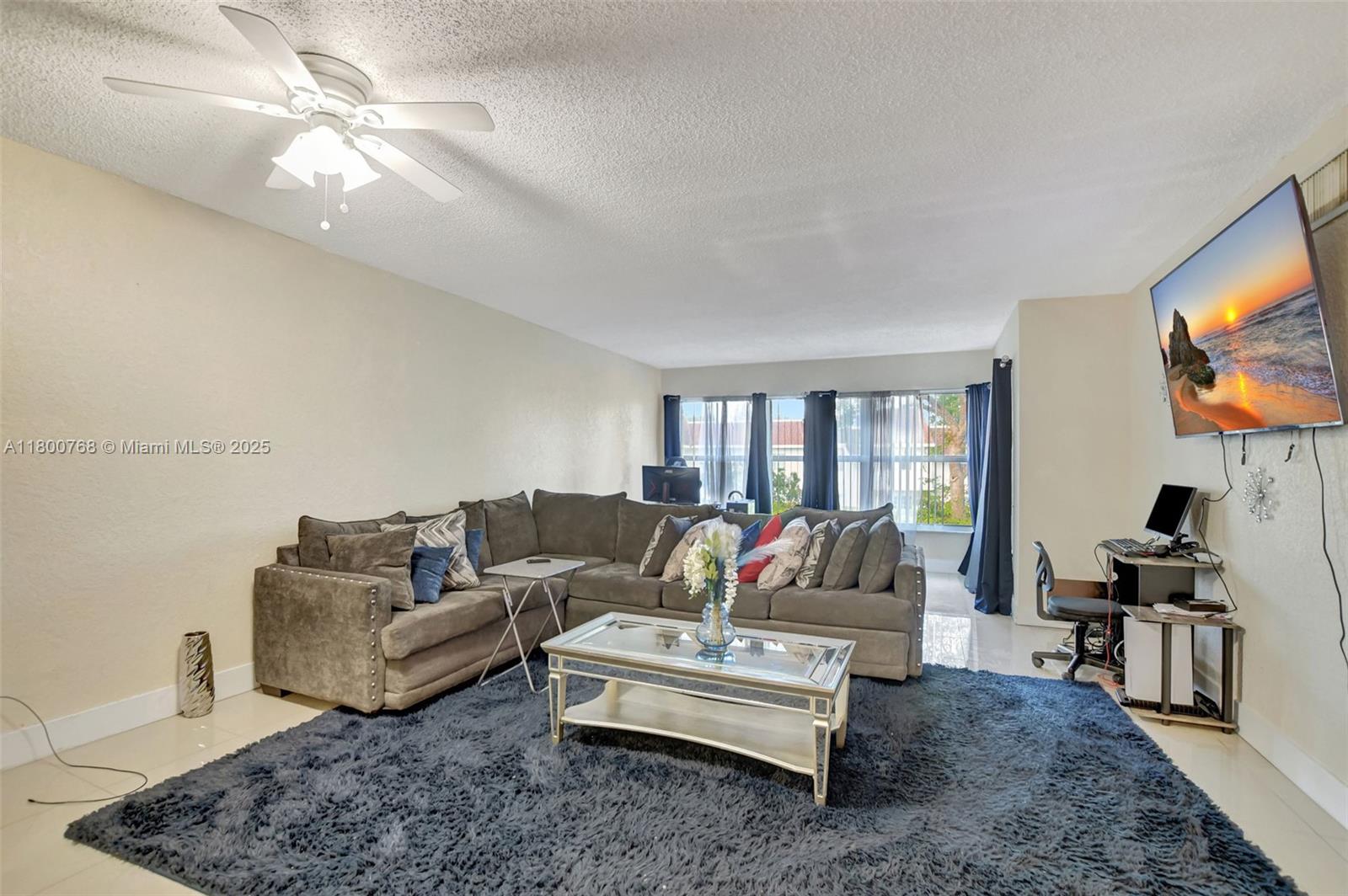 View photos, virtual tours, details... 760 SE 2nd Ave G206