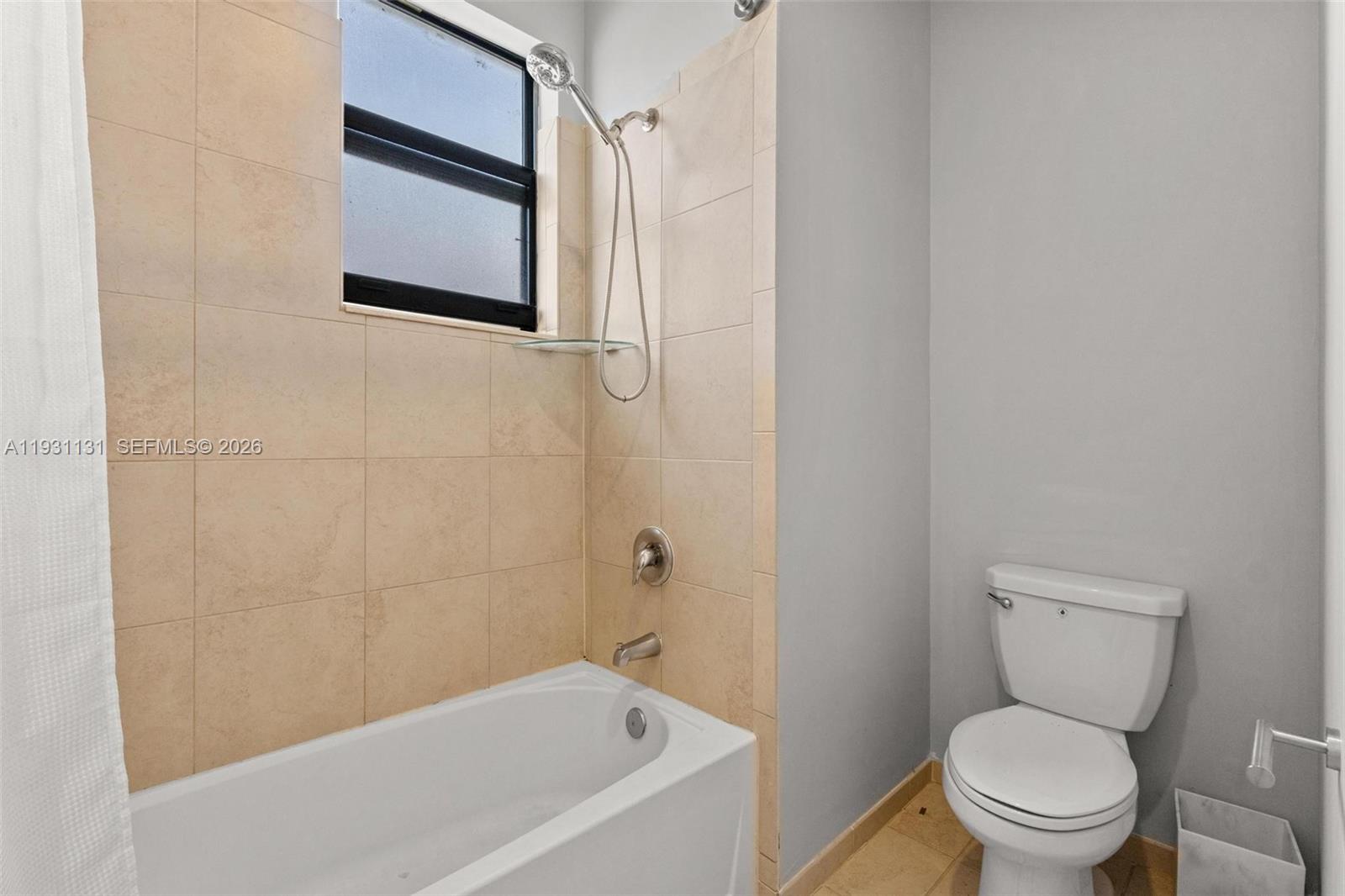 KINGMAN COMMONS - Residential