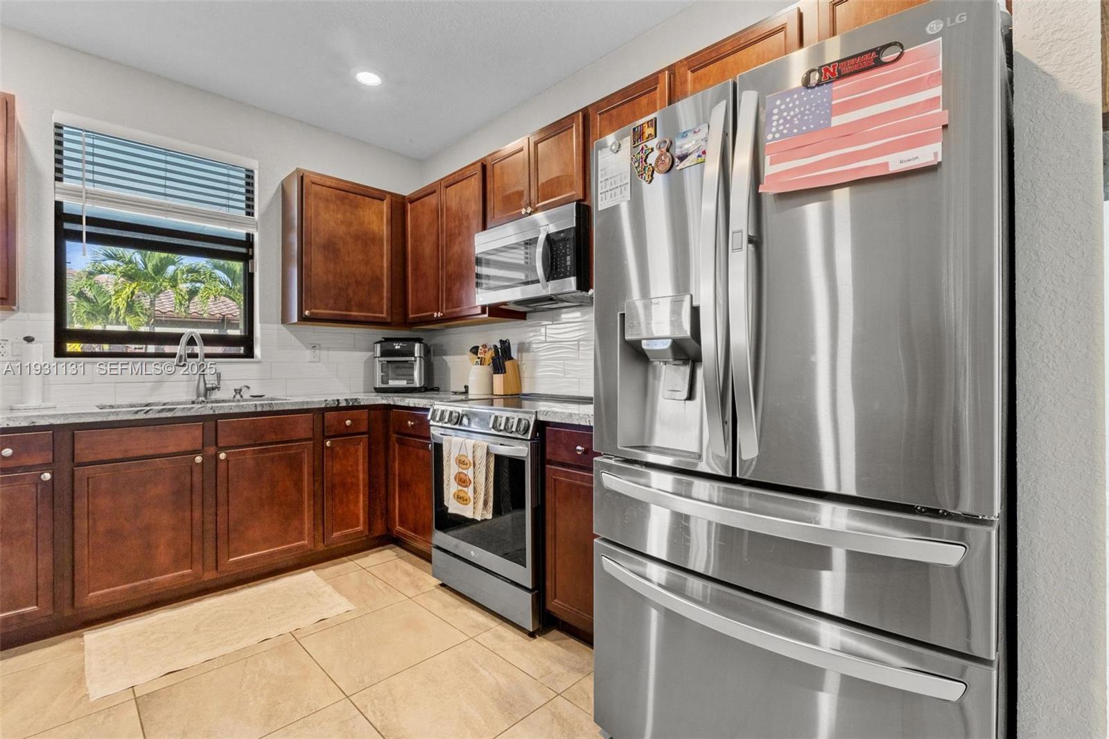 KINGMAN COMMONS - Residential