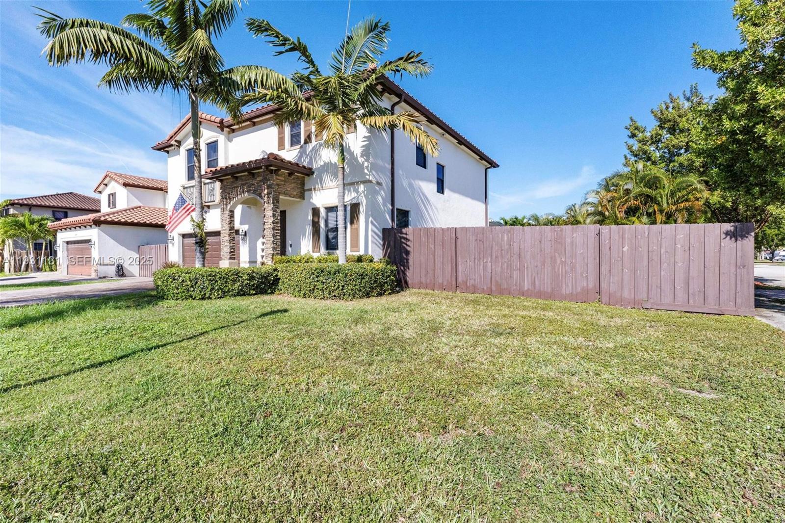 KINGMAN COMMONS - Residential