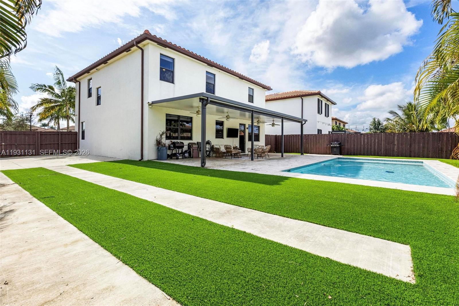 KINGMAN COMMONS - Residential