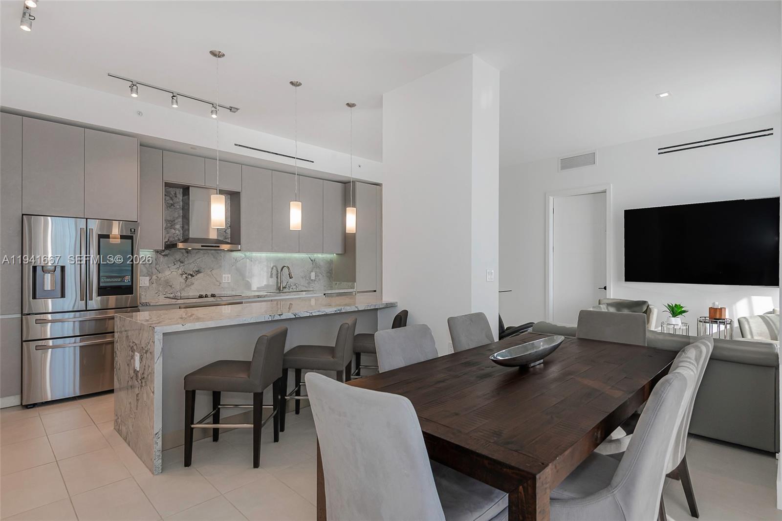 LINCOLN SUB - Residential