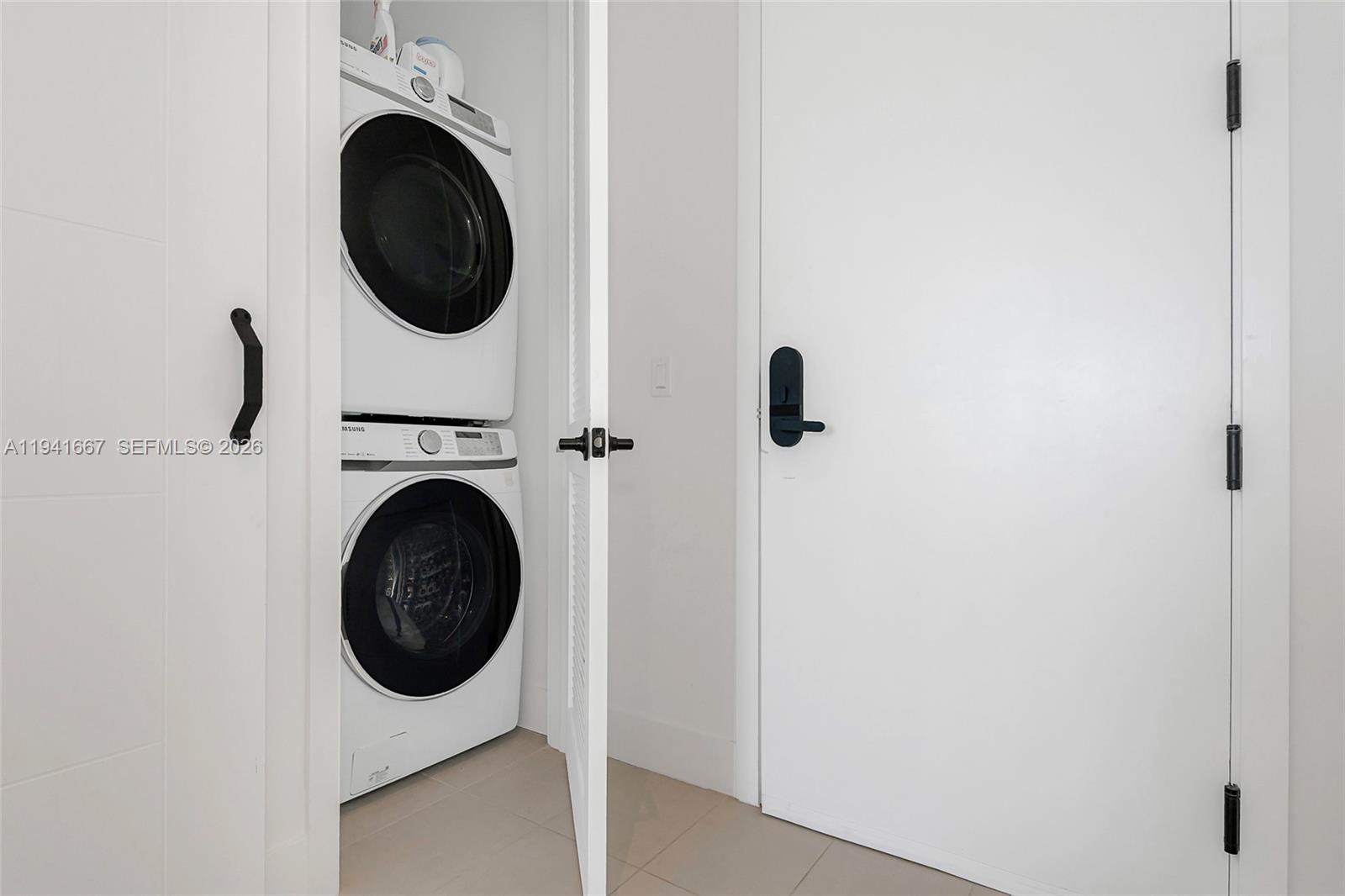 LINCOLN SUB - Residential