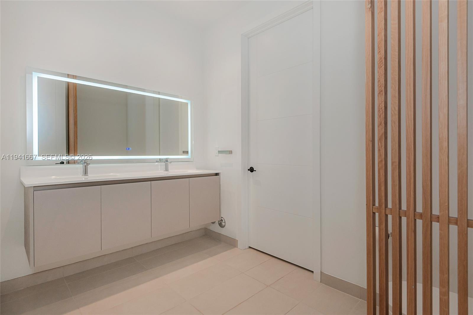 LINCOLN SUB - Residential