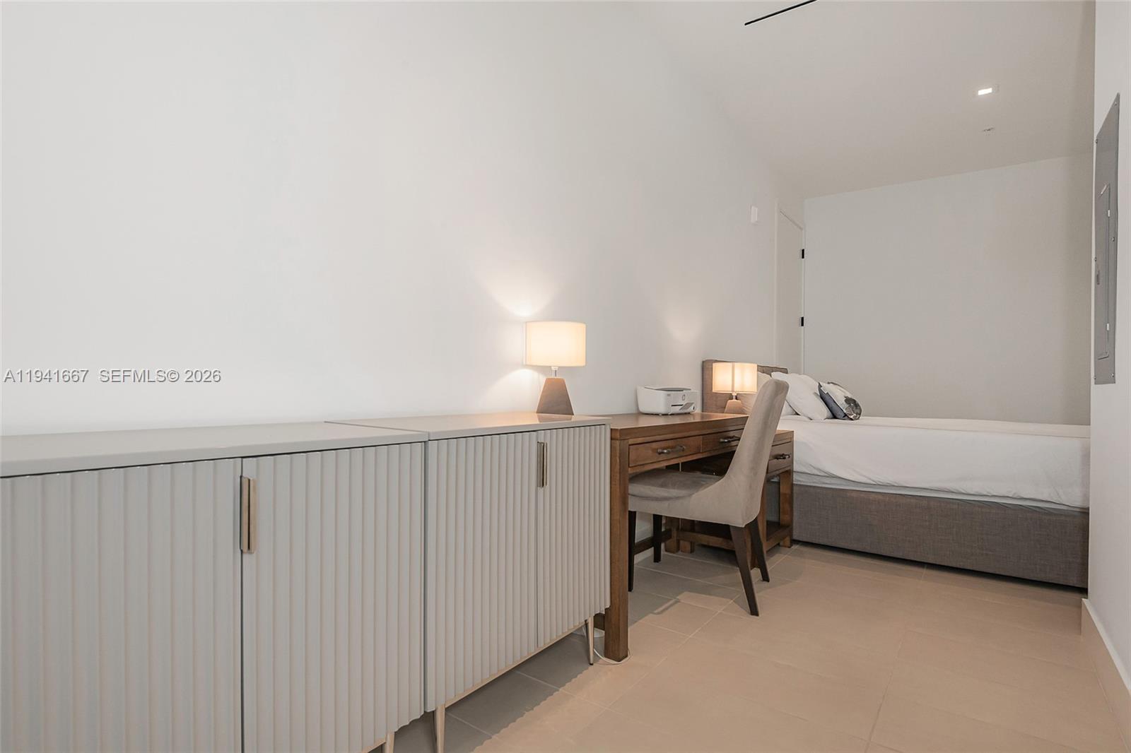 LINCOLN SUB - Residential