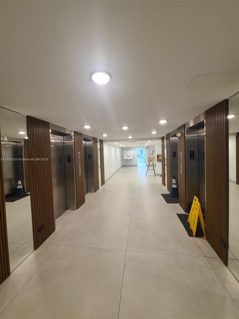 WINSTON TOWER 300 CONDO - Residential Lease