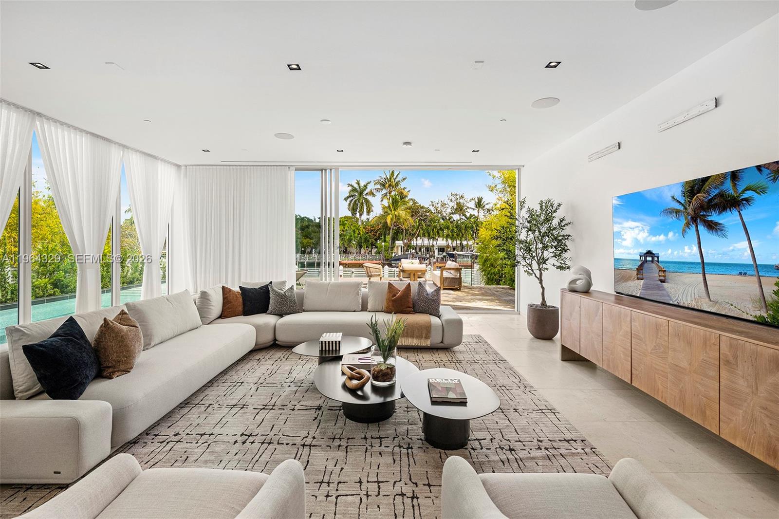 4701 NORTH MERIDIAN CONDO - Residential