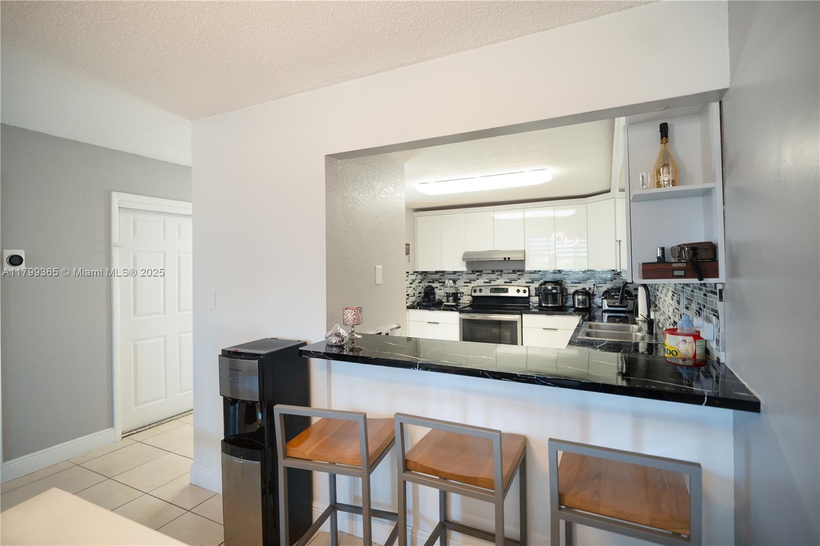 6950 Miami Gardens Dr 2-502