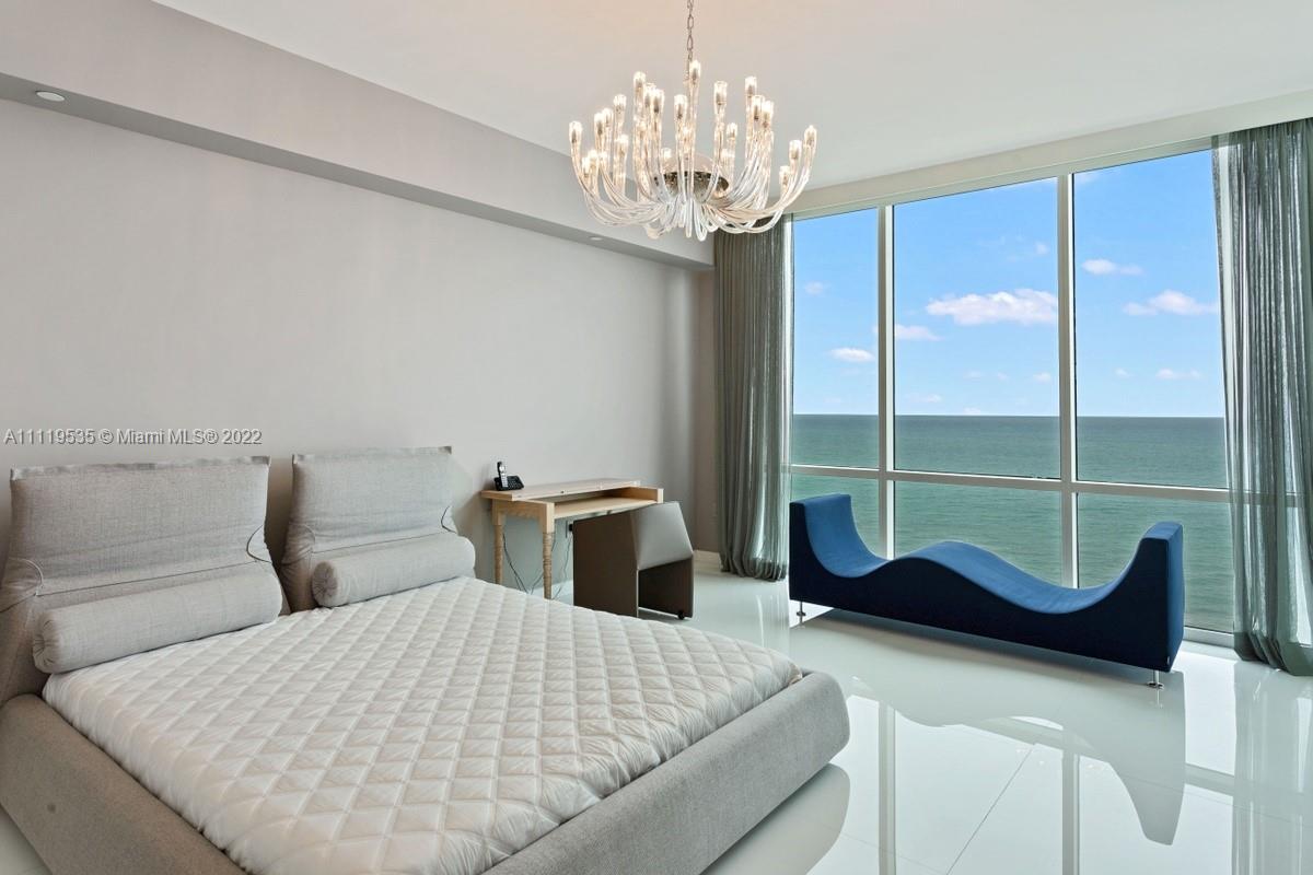 TURNBERRY OCEAN COLONY SO - Residential