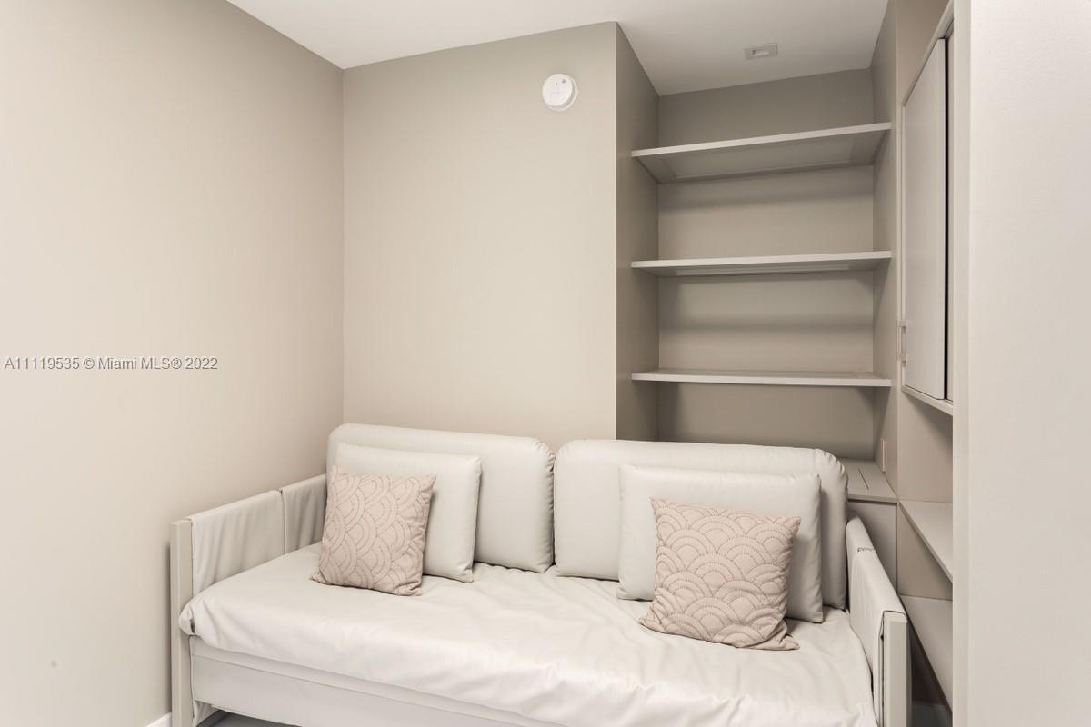 TURNBERRY OCEAN COLONY SO - Residential