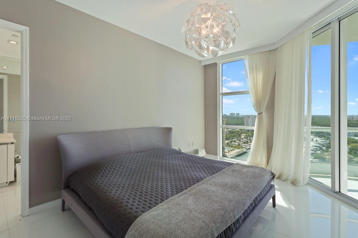 TURNBERRY OCEAN COLONY SO - Residential