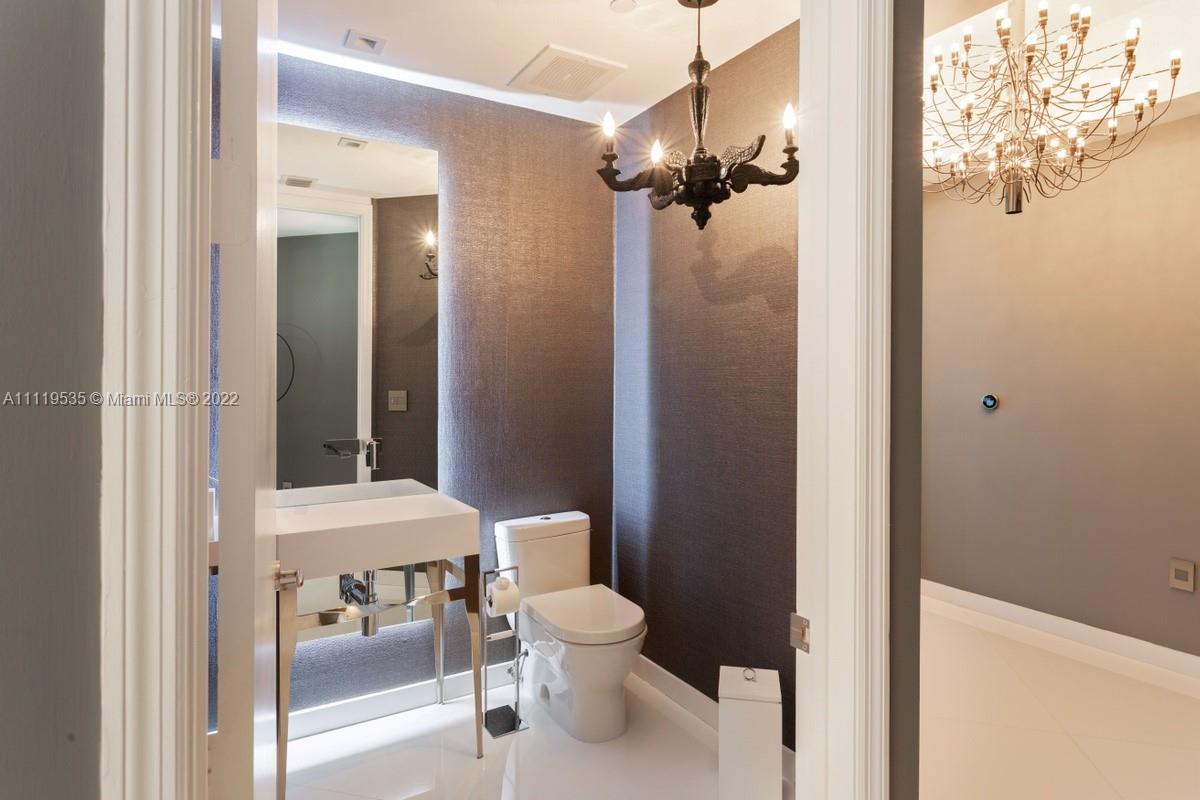 TURNBERRY OCEAN COLONY SO - Residential